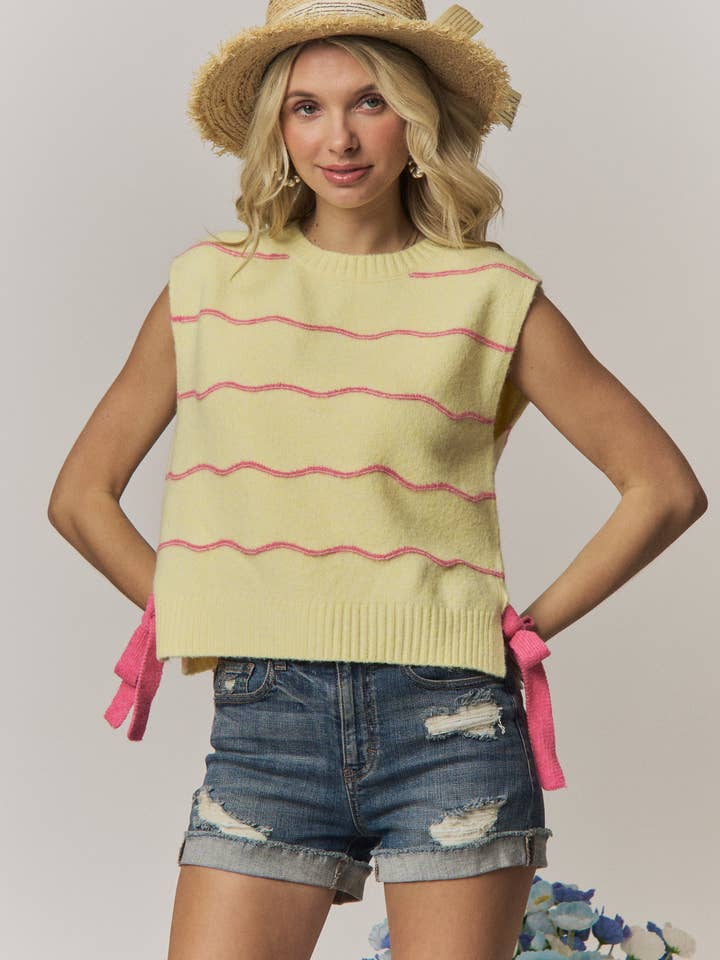 Side-Tie Wavy Stripe Sleeveless Knit Top- LESW4361