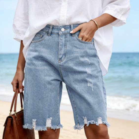 Women Ripped Denim Frayed Tassel Knee Length Shorts